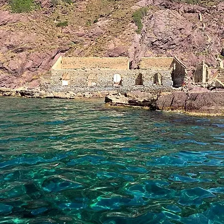 Bed & Breakfast Bentuemari Portoscuso